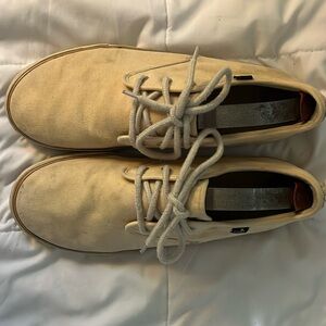 Sanok Casual Shoes! Size 11
